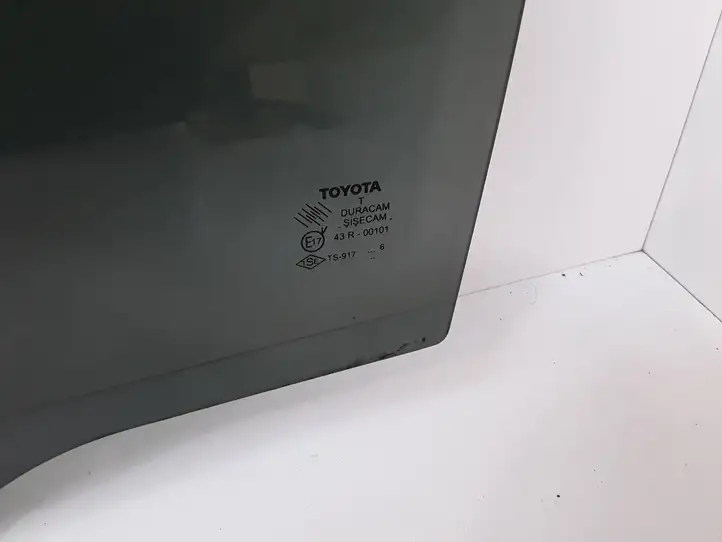 Toyota Corolla Verso AR10 (2004 - 2009) Стекло задней двери — фото 2