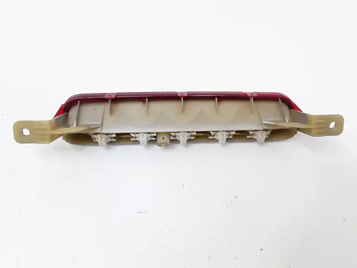 Toyota Corolla Verso AR10 (2004 - 2009) Дополнительный стоп фонарь — фото 2
