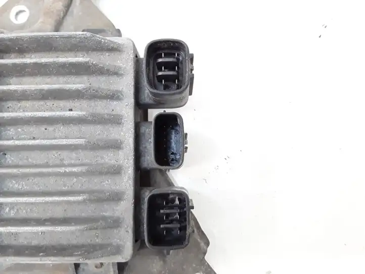 Toyota Corolla Verso AR10 (2004 - 2009) 8987120070 Блок управления форсунками — фото 2