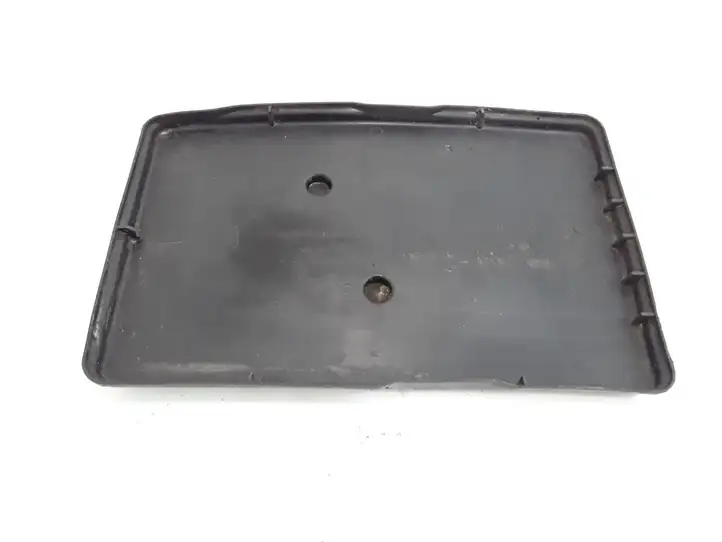 Toyota Corolla Verso E121 (2004 - 2007) 7443102070 Площадка аккумулятора — фото 1