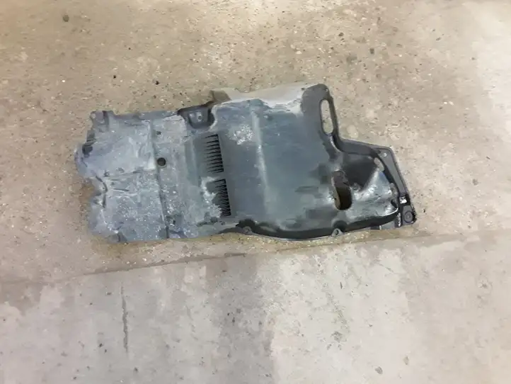 Toyota Corolla Verso E121 (2004 - 2007) Защита двигателя — фото 2