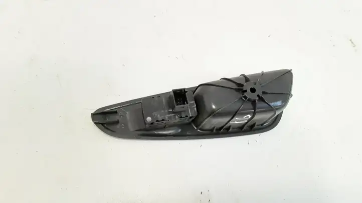 Peugeot 308 (2007 - 2013) 11688 Кнопка стеклоподъемников — фото 2