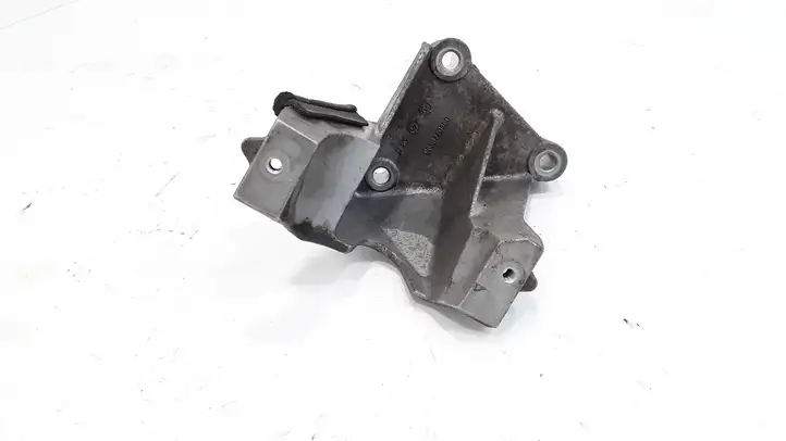 Peugeot 307 CC (2001 - 2005) 9638770480 Кронштейн двигателя — фото 2