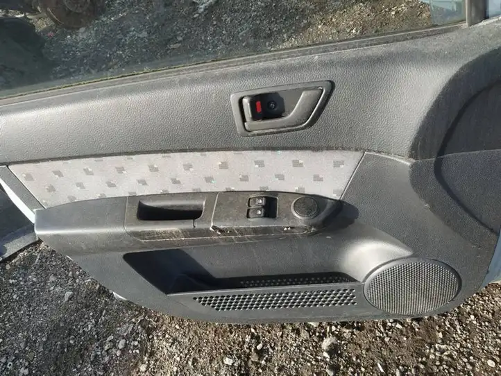 Hyundai Getz (2002 - 2005) zydros Дверь — фото 4