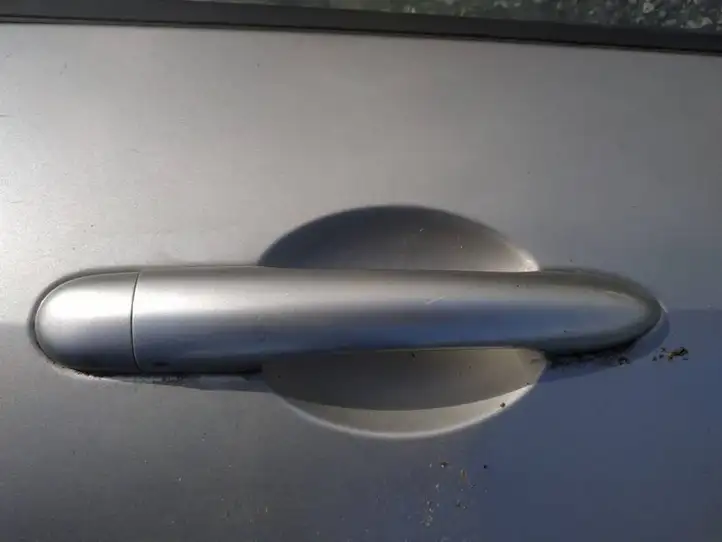 Nissan Primera (2001 - 2008) Наружная ручка двери — фото 2