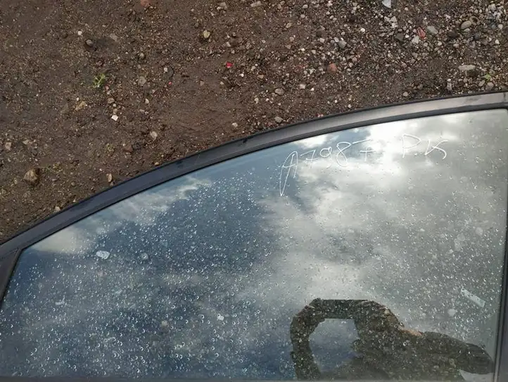 Toyota Corolla Verso AR10 (2004 - 2009) Стекло передней двери — фото 2
