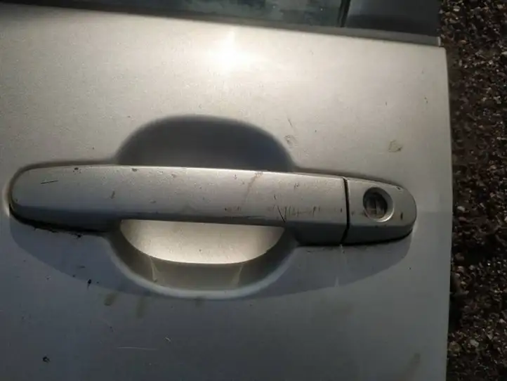 Toyota Corolla Verso AR10 (2004 - 2009) Наружная ручка двери — фото 2