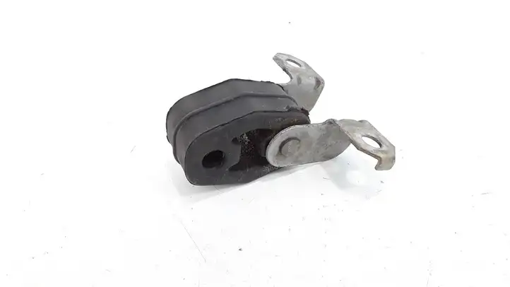 Skoda Fabia Mk1 (6Y) (1999 - 2007) 6Q0253144B Кронштейн глушителя — фото 2