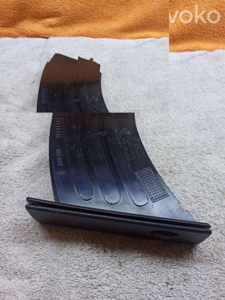 BMW 5 E60 E61 (2004 - 2010)  5145706310404 Держатель чашки