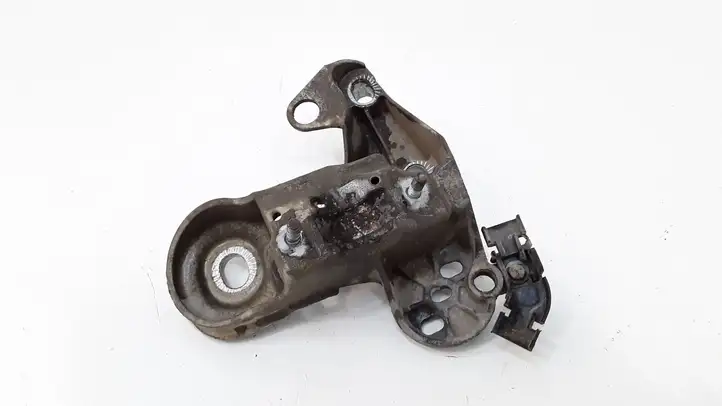 Volkswagen PASSAT B5.5 (2001 - 2005) 8E0199352F Кронштейн двигателя — фото 2
