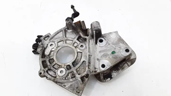 Renault Megane II (2002 - 2005) 8200240204 Кронштейн топливного насоса — фото 1