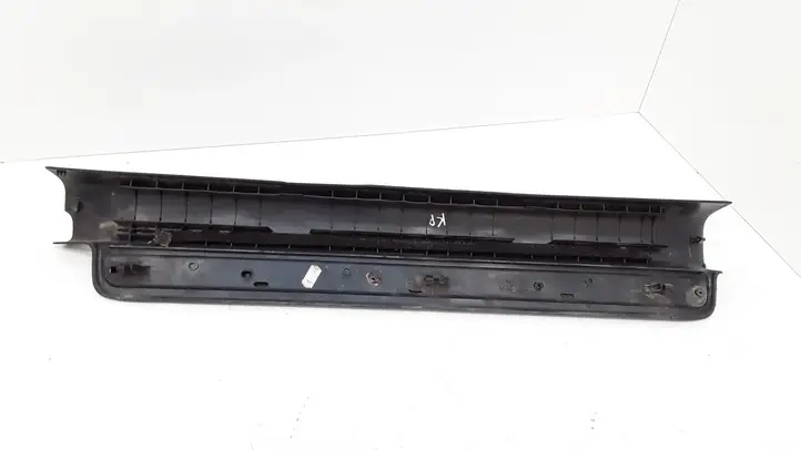 Toyota Avensis T250 (2003 - 2006) 6791405040 Внутренняя отделка переднего порога — фото 3