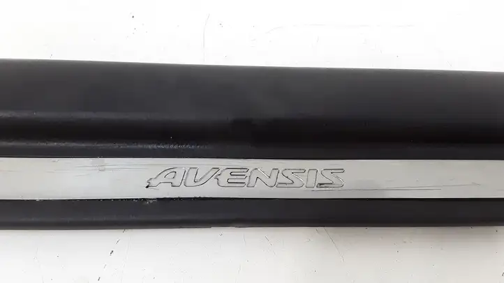 Toyota Avensis T250 (2003 - 2006) 6791405040 Внутренняя отделка переднего порога — фото 4