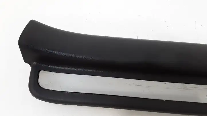 Toyota Avensis T250 (2003 - 2006) 6791405040 Внутренняя отделка переднего порога — фото 5