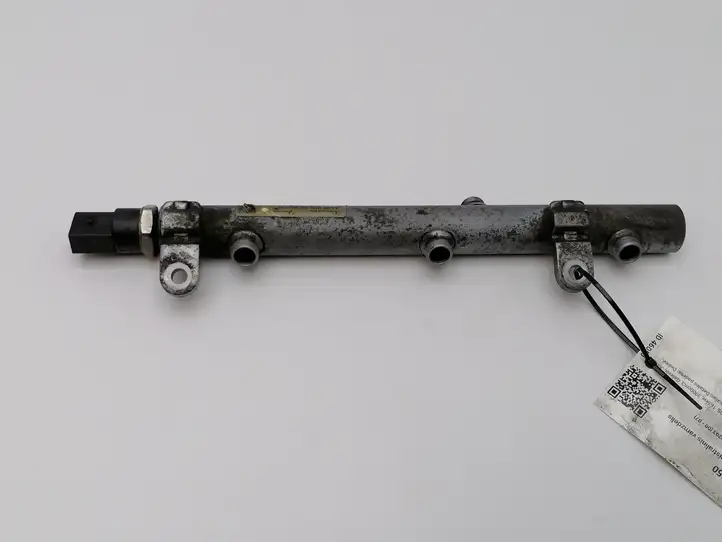 Mercedes-Benz C W203 (2000 - 2007)  A6420700695 Магистральная трубка топлива