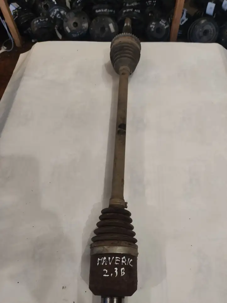 Ford Maverick (2000 - 2004)   Задняя полуось