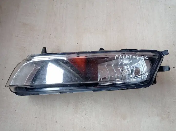 Volkswagen PASSAT CC (2012 - 2017) 3C8941700 Передняя противотуманная фара — фото 1