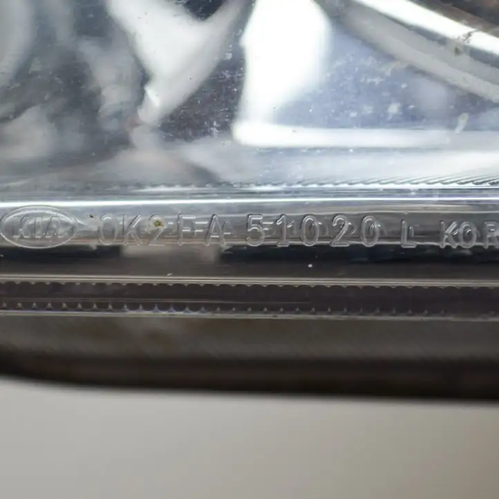 Kia Carens I (2002 - 2006) 0K2FA51020 Передняя фара — фото 8