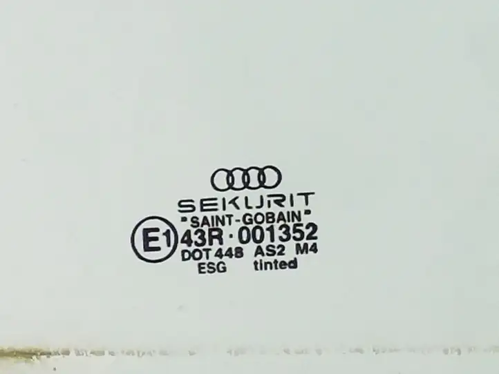 Audi A4 S4 B6 8E 8H (2000 - 2006) Стекло передней двери — фото 2