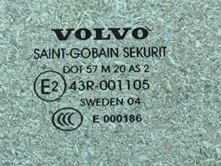 Volvo S60 (2000 - 2004) 43R001105 Стекло передней двери — фото 2