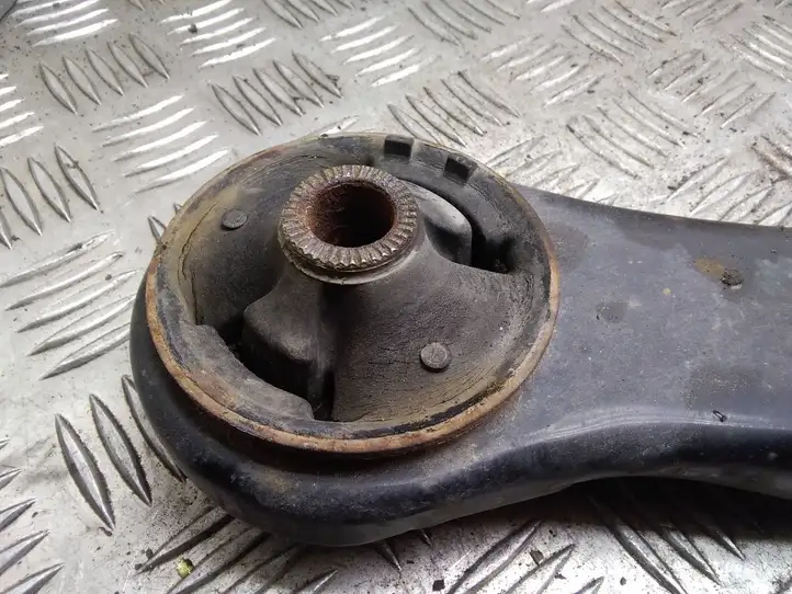 Toyota Corolla Verso AR10 (2004 - 2009) 486550F010 Вилка подвески — фото 4