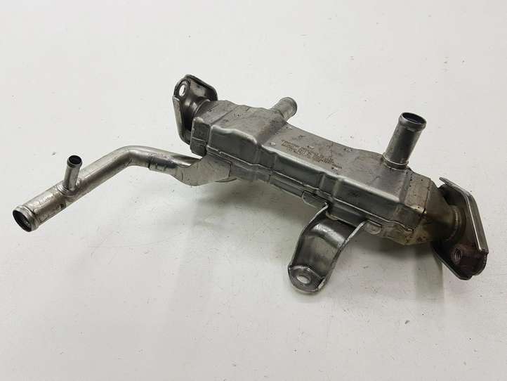 Lexus CT 200h (2010 - 2013)  256013701 Охладитель EGR