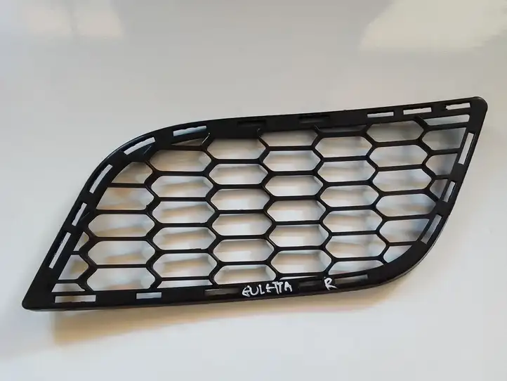 Alfa Romeo Giulietta (2010 - ) 156085891 Нижняя решетка переднего бампера — фото 1
