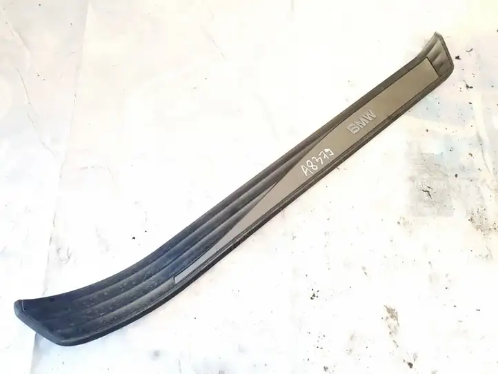 BMW 5 E60 E61 (2004 - 2010) 51477034304 Внутренняя отделка переднего порога — фото 1