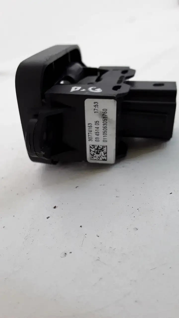 Volvo V50 (2004 - 2008) 30774163 Кнопка стеклоподъемников — фото 3