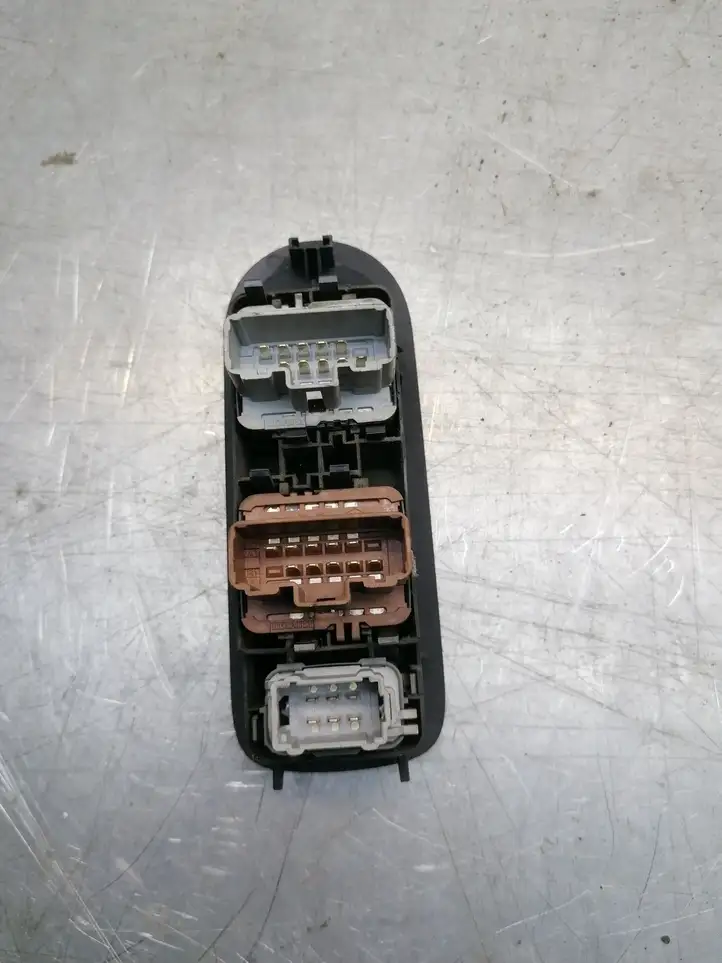 Renault Scenic II - Grand scenic II (2003 - 2006) 456018070D Блок кнопок стеклоподъемников — фото 2