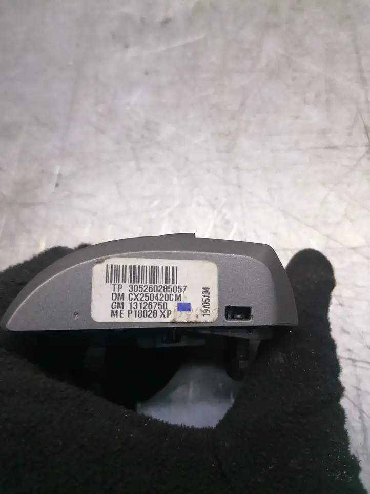 Opel Astra H (2004 - 2009) 305260285057 Кнопки на рулевом колесе — фото 2