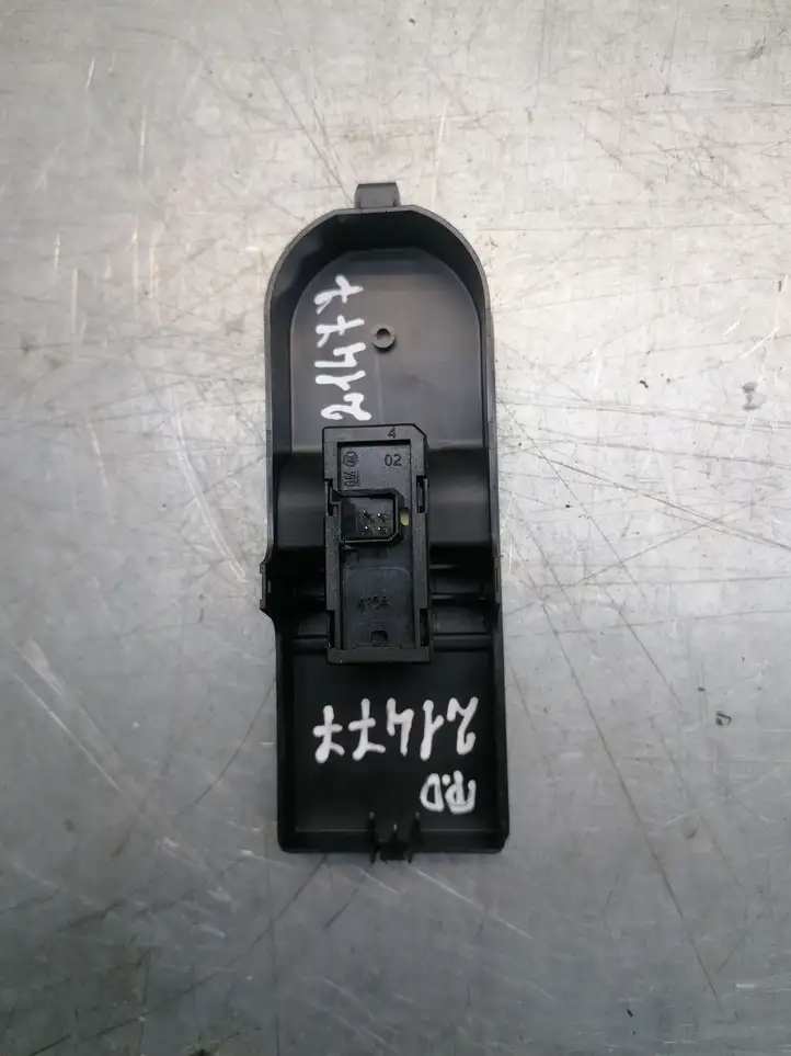 Opel Astra H (2004 - 2009) 13183675 Кнопка стеклоподъемников — фото 2