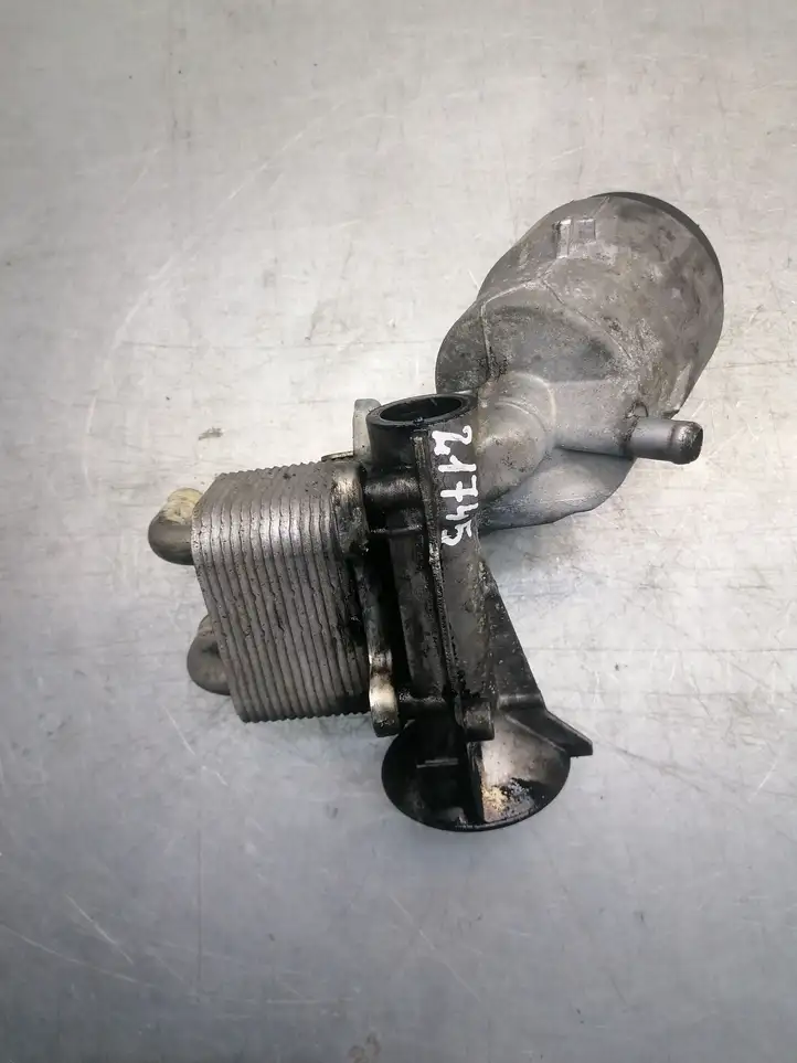 Opel Astra H (2004 - 2009) 8972270080 Кронштейн масляного фильтра — фото 2