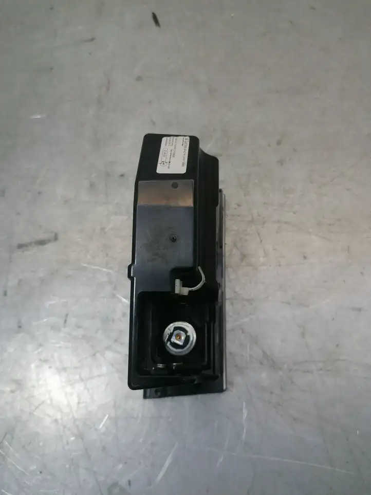 Opel Meriva A (2006 - 2010) 312950100 Передняя пепельница — фото 2