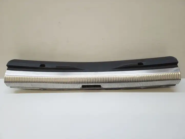 Volkswagen PASSAT B6 (2005 - 2010) 3C9863459A Отделка порога багажника — фото 1