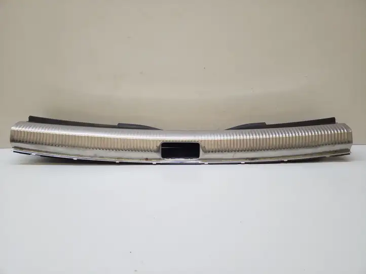 Volkswagen PASSAT B6 (2005 - 2010) 3C9863459A Отделка порога багажника — фото 2