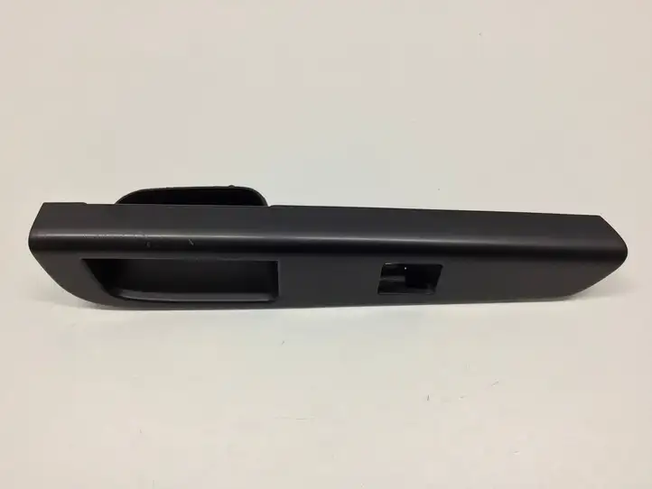 Kia Ceed (2006 - 2010) 823551H600 Накладка кнопки стеклоподъемника — фото 12