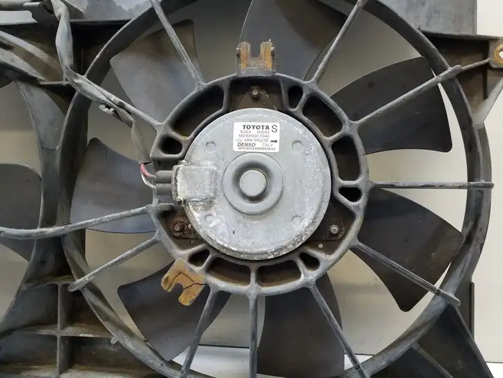 Toyota Avensis T250 (2006 - 2009) 163630H030 Дифузор радиатора — фото 4