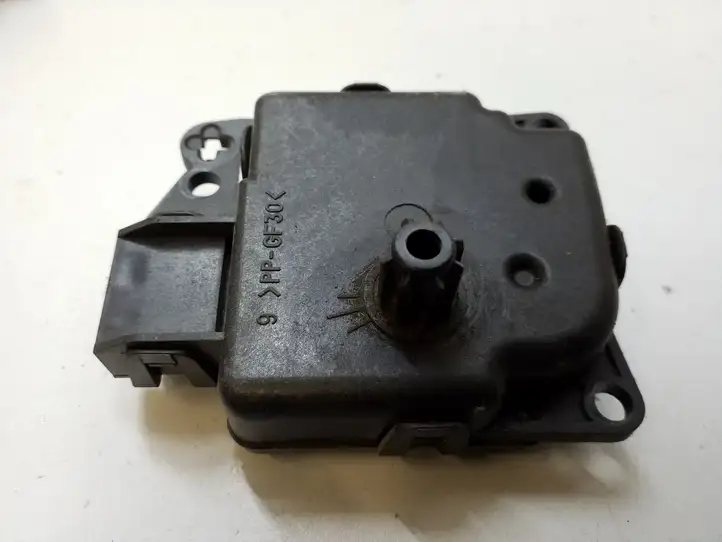 Dodge Grand Caravan (2007 - 2020) M8679001 Двигатель задвижки потока воздуха — фото 3
