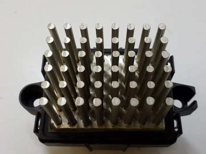Dodge Grand Caravan (2007 - 2020) W0591001 Резистор печки — фото 3