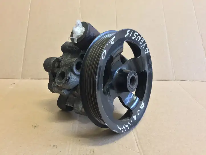 Toyota Avensis T220 (2000 - 2003) OEM Насос ГУР — фото 3