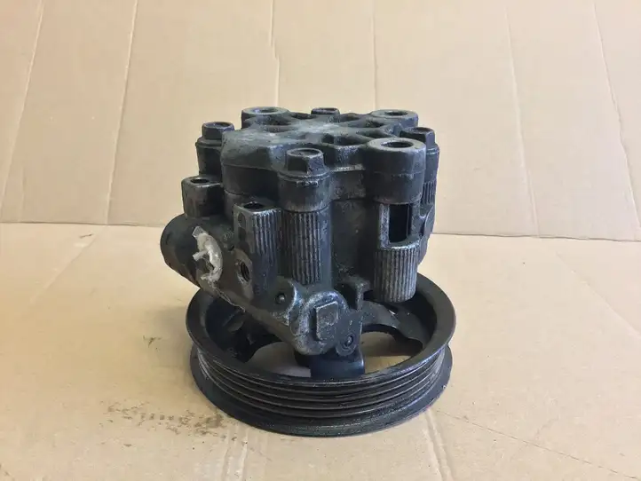 Toyota Avensis T220 (2000 - 2003) OEM Насос ГУР — фото 6