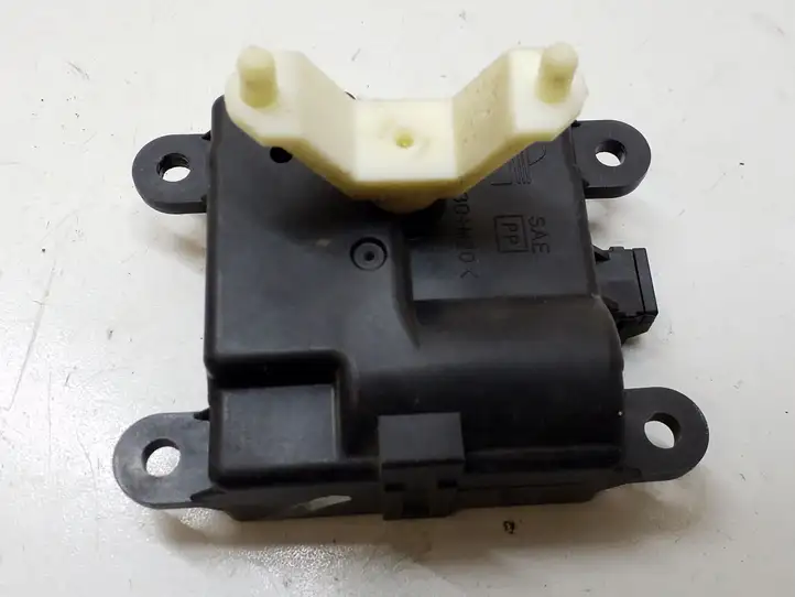 Nissan Almera (2000 - 2006) 3C27030840 Двигатель задвижки потока воздуха — фото 3