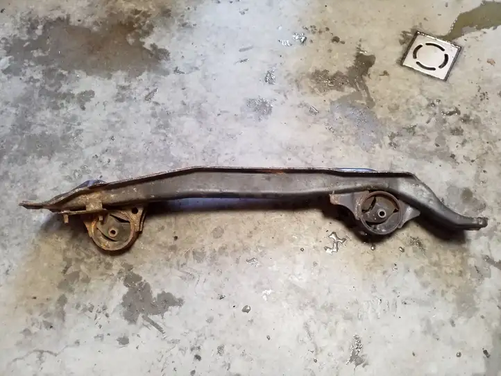 Dodge Grand Caravan (2007 - 2020) OEM Другая часть передней подвески — фото 1