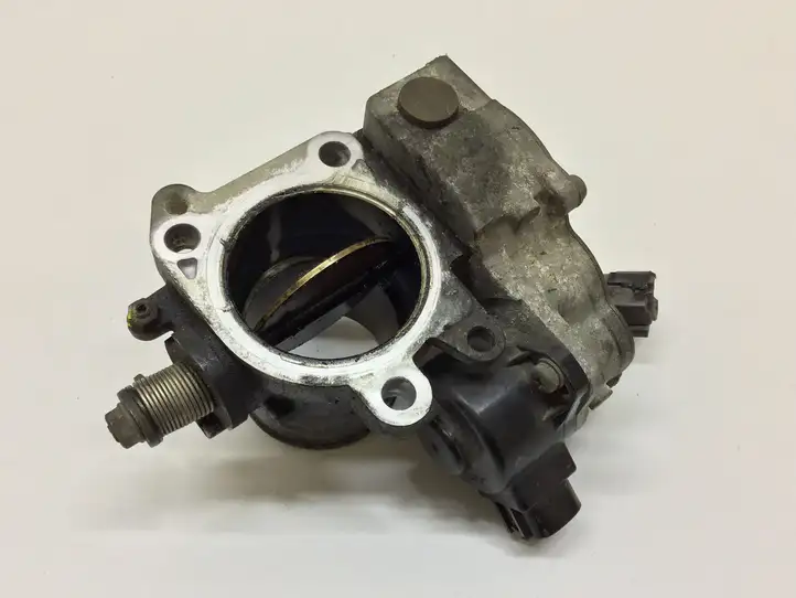 Toyota Avensis T250 (2003 - 2006) 8967221020 Дроссельная заслонка — фото 10