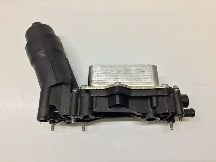 Dodge Grand Caravan (2007 - 2020) 679042441 Кронштейн масляного фильтра — фото 2