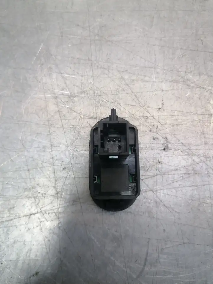 Citroen C3 (2002 - 2009) 96401469XT Кнопка стеклоподъемников — фото 3