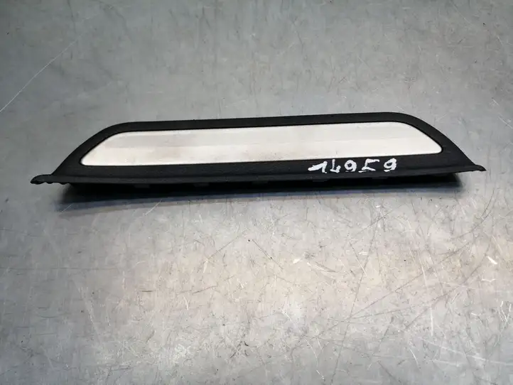 Kia Ceed (2018 - 2021) 85878J7000 Внутренняя отделка заднего порога — фото 1