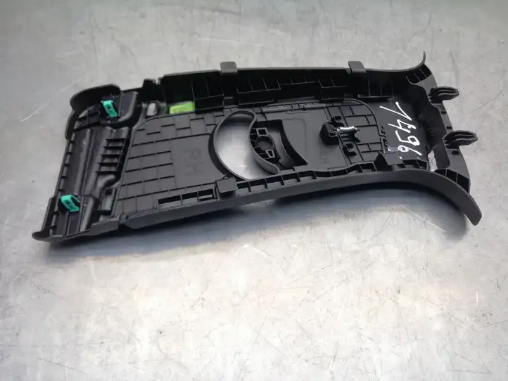Kia Ceed (2018 - 2021) 85844J7500 Верхняя обшивка стойки B — фото 3