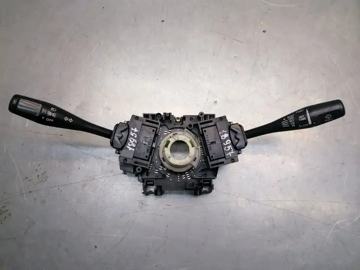 Chrysler Sebring (ST-22 - JR) (2000 - 2007) MR558802 Блок кнопок на панели — фото 1